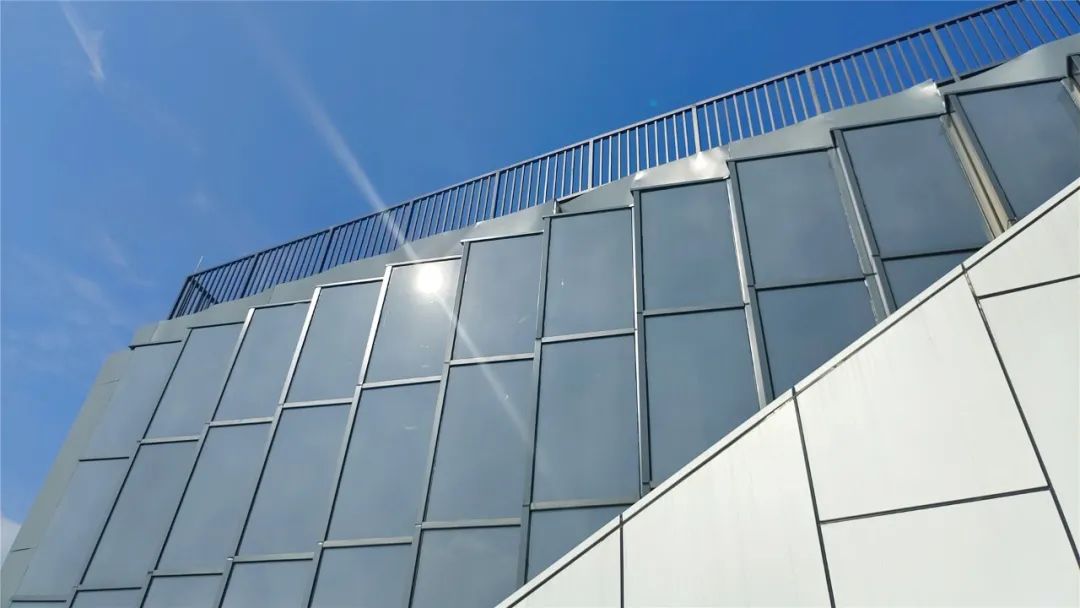 填補行業空白！英利云鷹牽頭的建筑光伏幕墻運維標準獲批立項